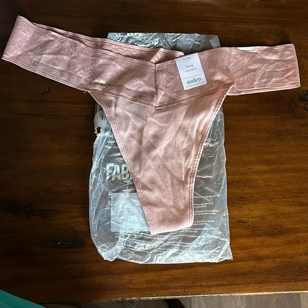 Auden Women underwear thong Size 16 NWT pink with lace